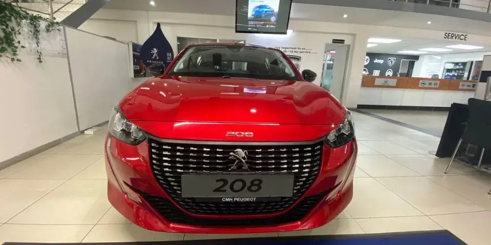 New Peugeot 208 gets some extra fangs